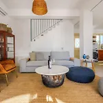 Villa Nireas *