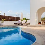 Villa Nireas Paphos