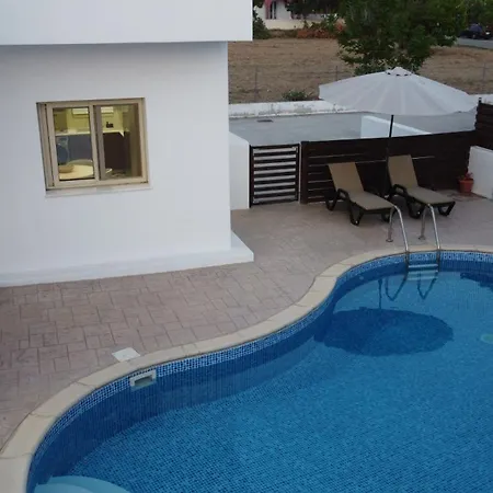 Nireas Villa