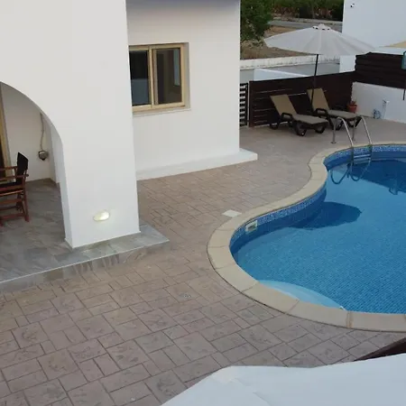 Villa Nireas Paphos