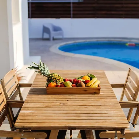 Nireas * Paphos