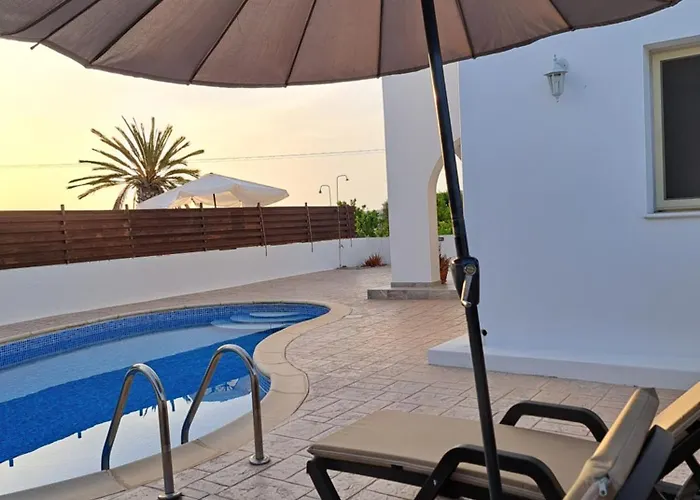 Villa Nireas Paphos